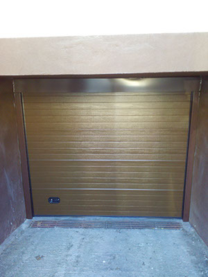 %_tempFileNameACANALADA%20MARRON%20CON%20REMATES%20EN%20ALUMINIO%