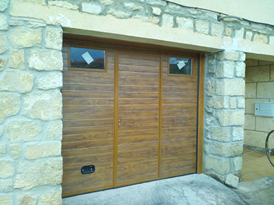 %_tempFileNameIMITACION%20MADERA%20CON%20PEATONAL%20Y%20VENTANAS%