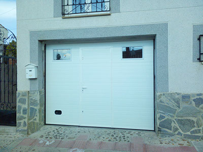 %_tempFileNamePUERTA%20SECCIONAL%20CON%20PEATONAL%20Y%20VENTANAS%20(2)%